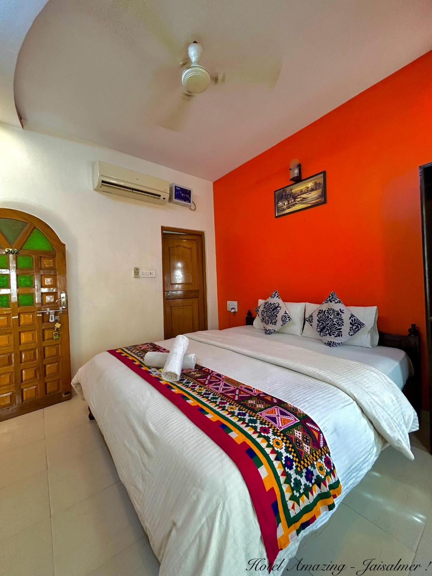 Hotel Amazing Jaisalmer Exteriör bild