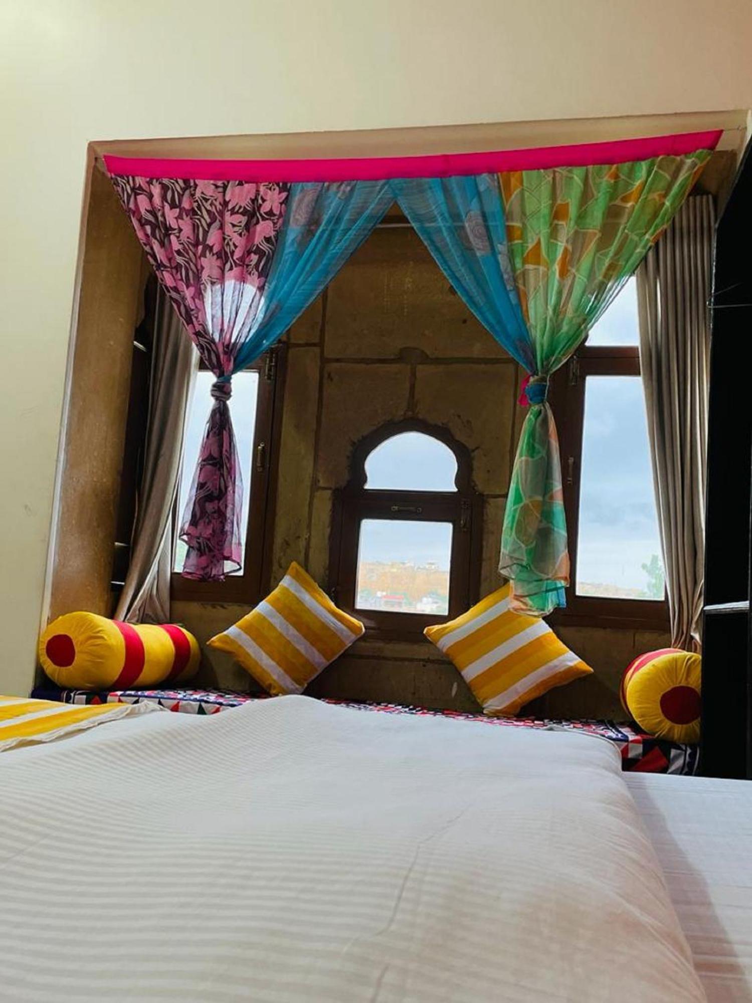 Hotel Amazing Jaisalmer Exteriör bild