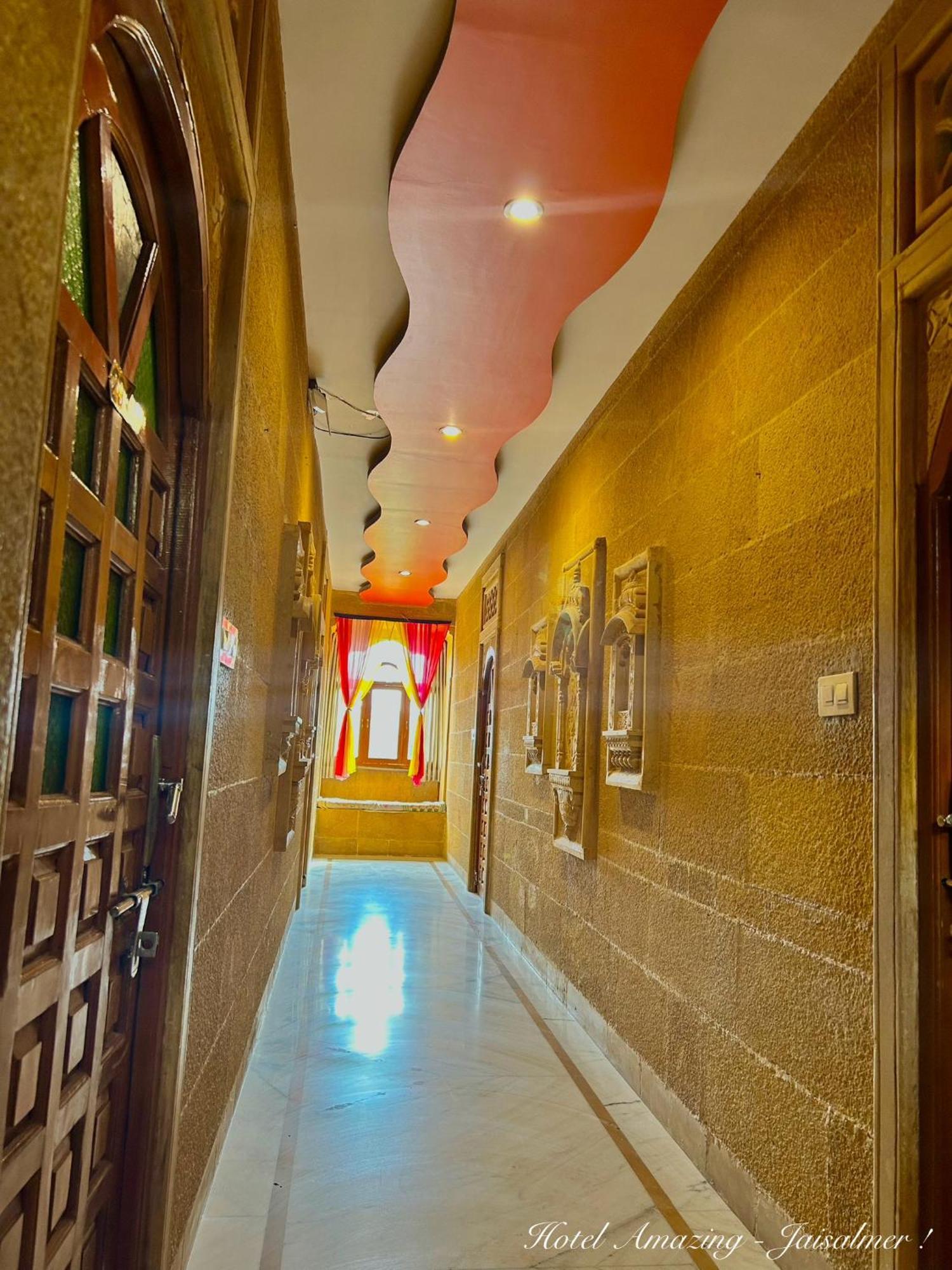 Hotel Amazing Jaisalmer Rum bild
